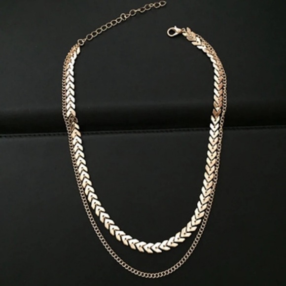 New! Gold Chevron Choker Necklace - Picture 4 of 9